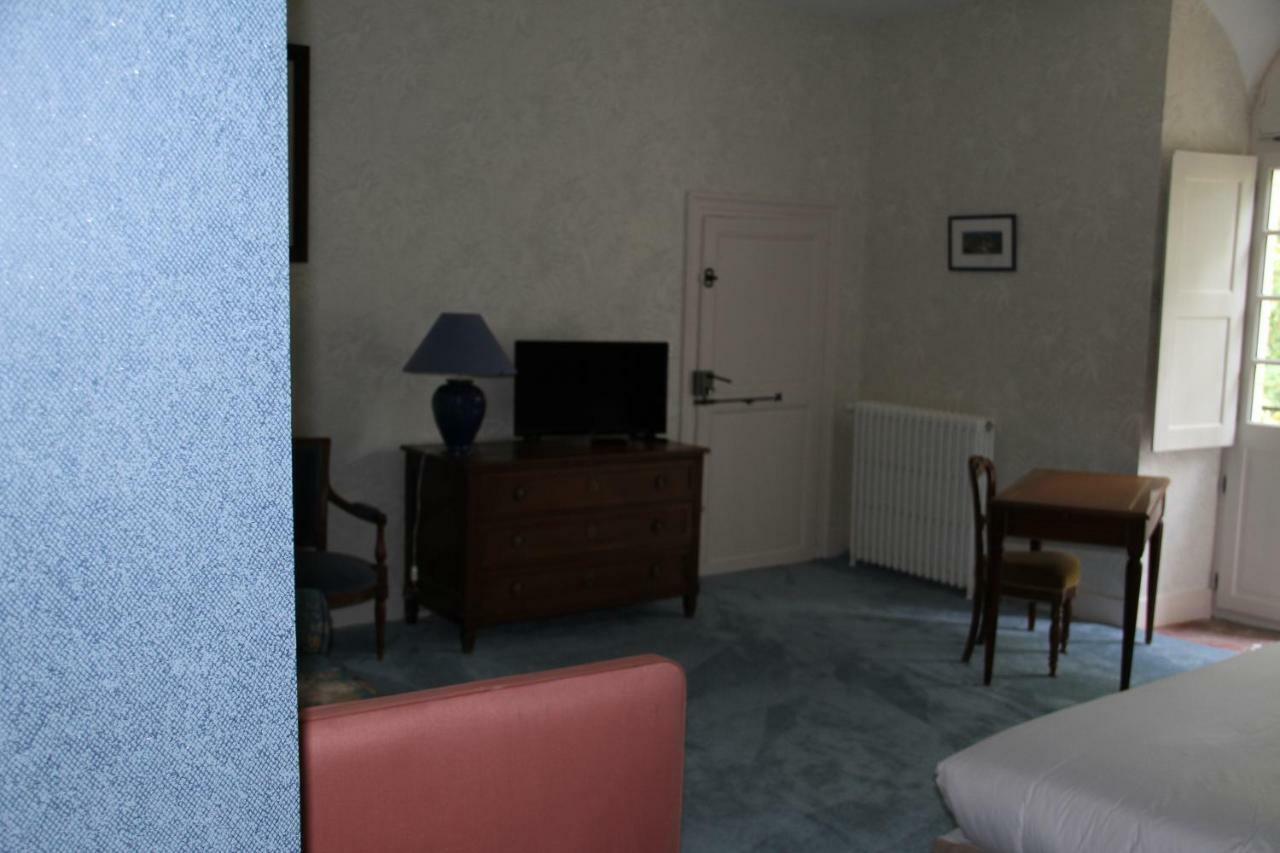 Le Logis De La Foret Hotel Sainte-Verge Bagian luar foto